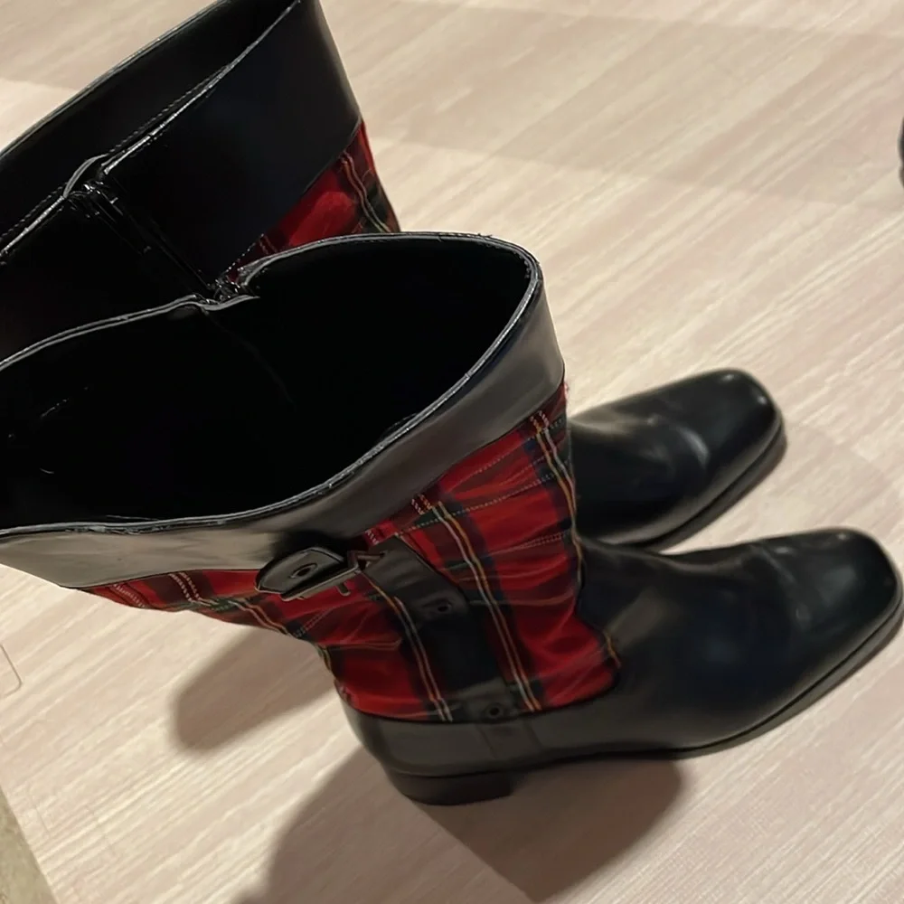 Women’s Tartan Riding Boots - Picture 3 of 11